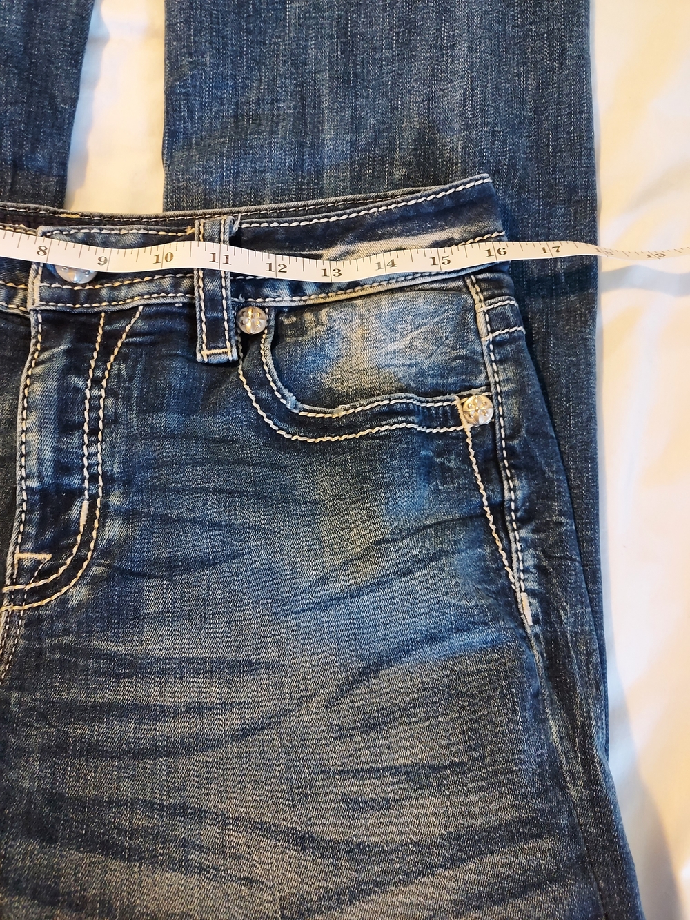 Miss Me Signature "M" Embroidered Mid-Rise Bootcut Jeans - Picture 5 of 9